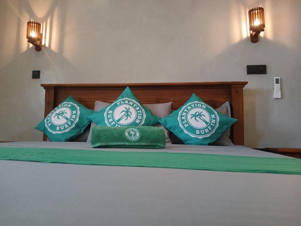 Plantation Surf Inn&Restaurant Midigama-Est Extérieur photo
